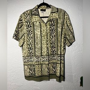 Men’s Large Vintage Animal Print Silk Button Down